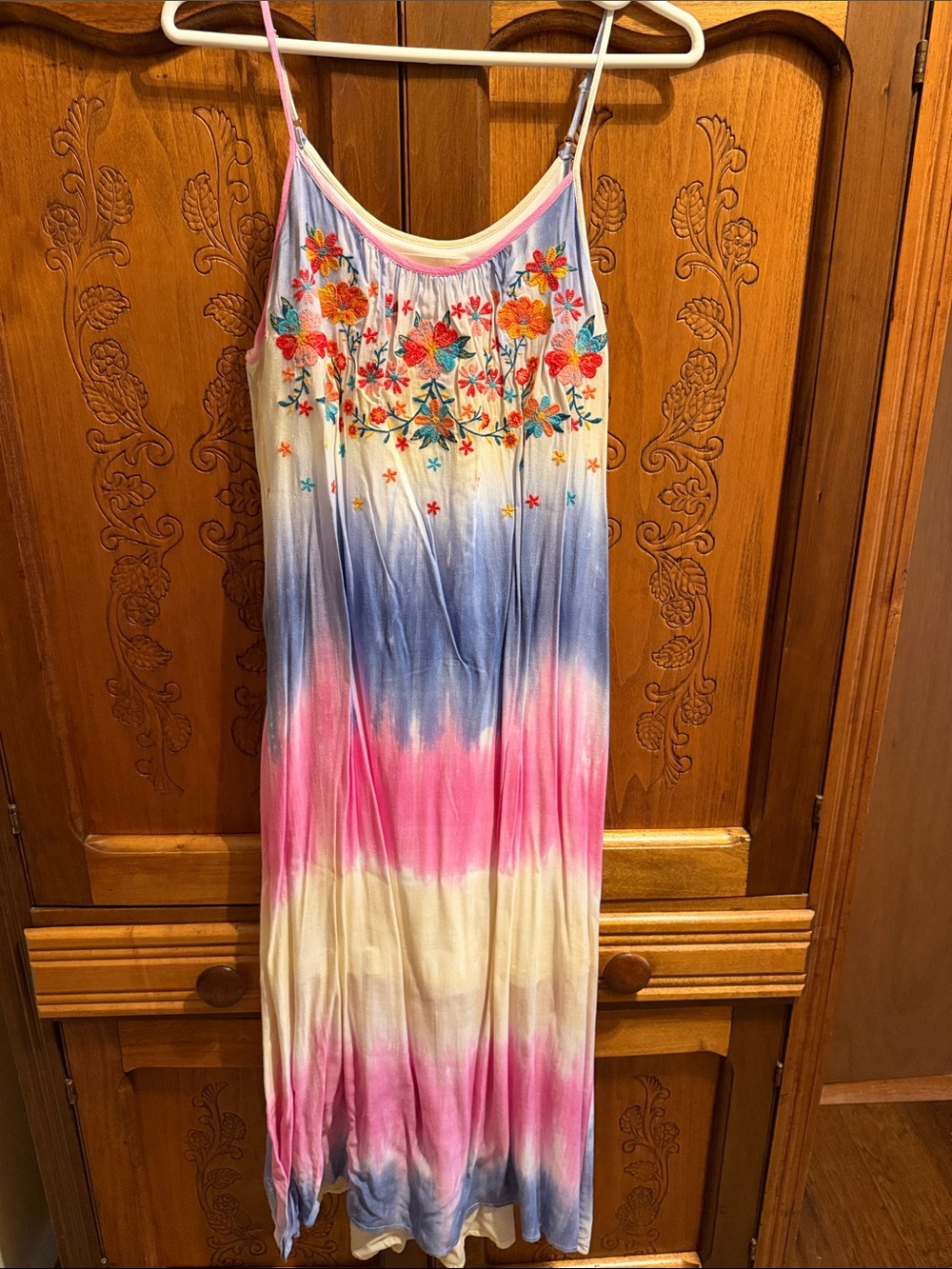 Savanna Jane Pink Blue White Tie-Dye Floral Maxi Dress